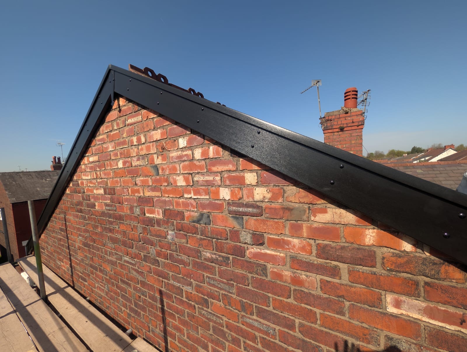 Elliotts Roofers and Maintenance work photo 2